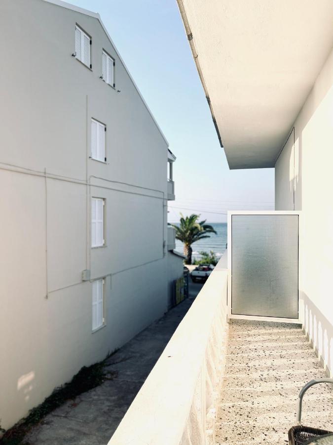 Kappa & Lamda Apartments Roda  Exterior photo